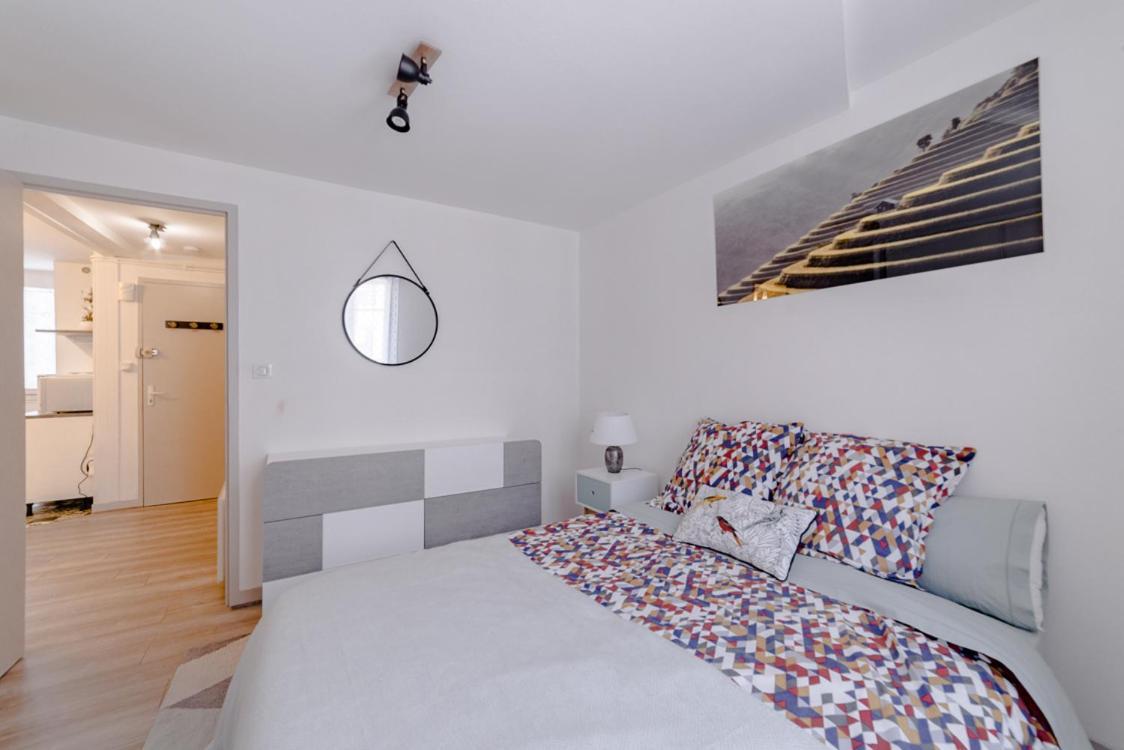 Bijoux Central Aparthotel Λιμόζ Εξωτερικό φωτογραφία